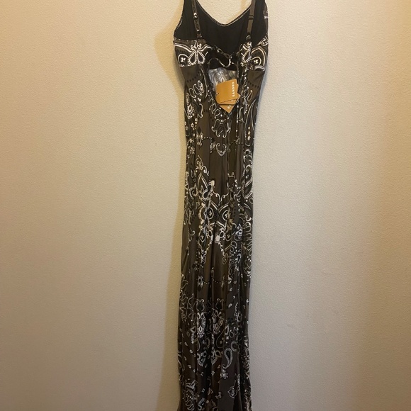 Sandro Bandana Print sleeveless Midi Dress Size 6 - Picture 15 of 16
